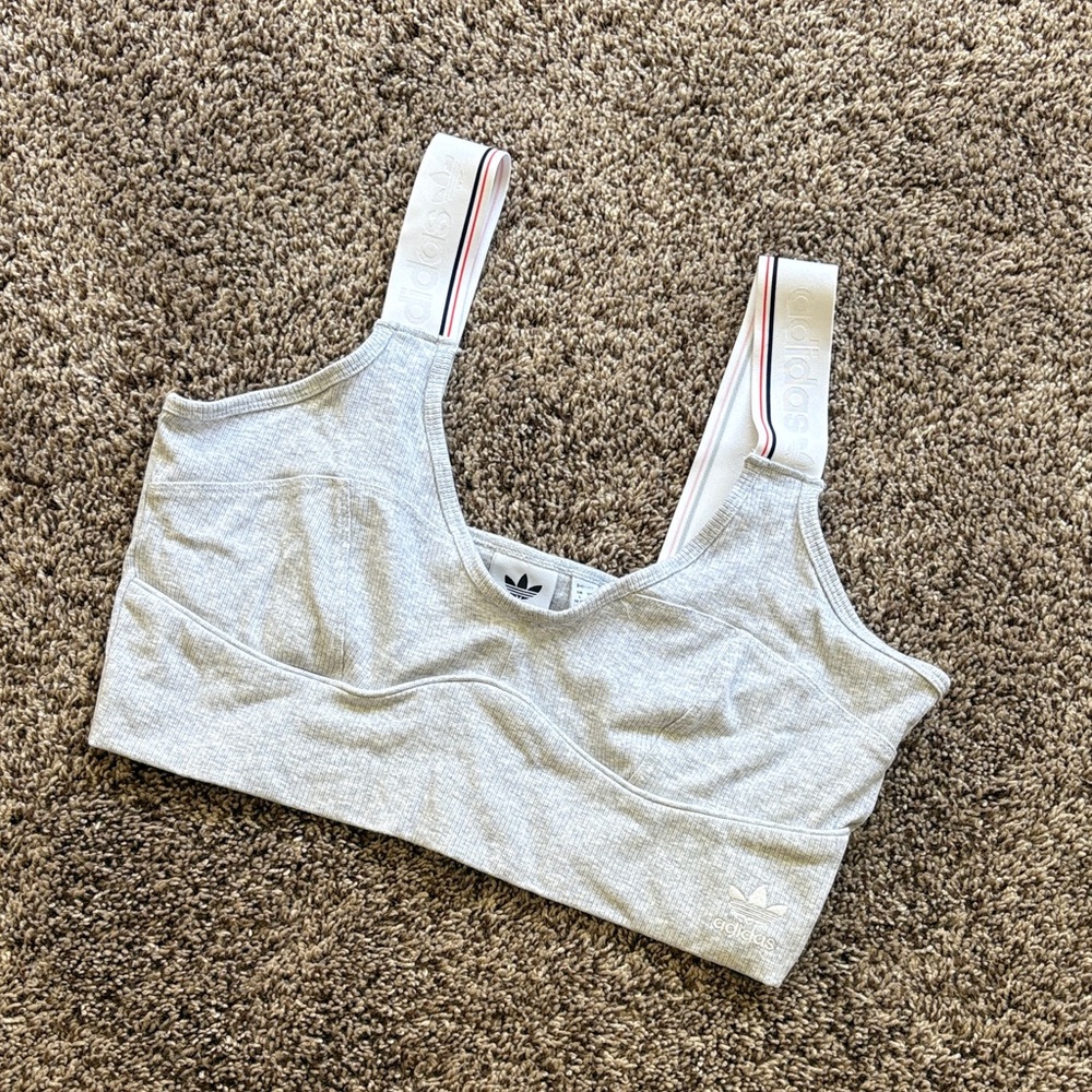 NWOT Adidas Light Gray Sports Bra with Striped Straps (light support) Large
